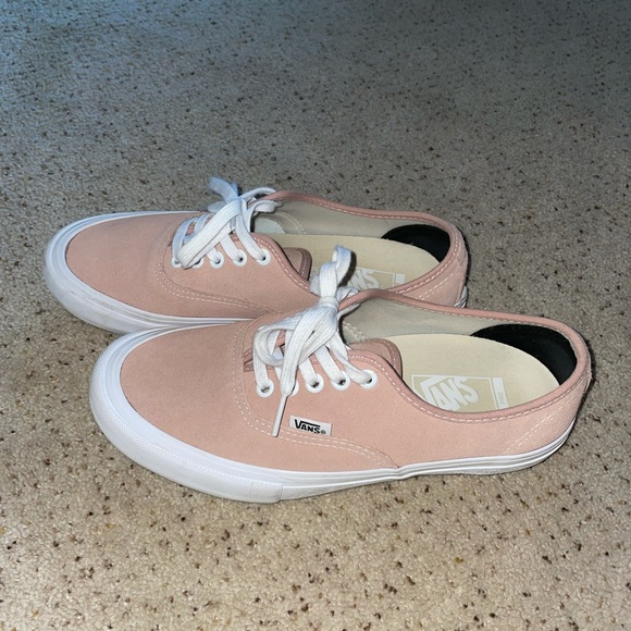 Vans - Picture 2 of 3